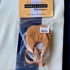 NWT Leather half sole turning shoes -Size child 11